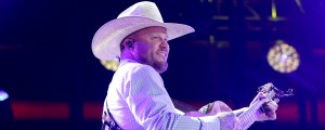 Cody Johnson Honors Flood Victims With Emotional “How Great Thou Art” Performance at Texas Benefit Concert