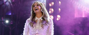 Carly Pearce Takes Unexpected Ambulance Ride After VOA Country Music Festival Performance