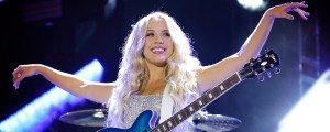 Megan Moroney Debuts Tearful New Ballad “Beautiful Things,” Dedicated to Her Niece