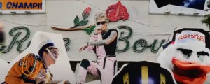 ‘College GameDay’ Is “Comin’ to Your City” as Darius Rucker & Lainey Wilson Kickoff the 2025 College Football Season—With Some Help From MGK