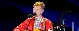 Tyler Childers Reaches New Career Milestone With ‘Snipe Hunter’ Release