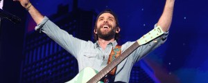 Country Stars Morgan Wallen and Thomas Rhett Share the Spotlight in Cleveland With “Cowgirls”