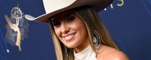 “Old Soul” Lainey Wilson Recalls the First Song She Wrote at 9 Years Old—About Tequila and Cigarettes