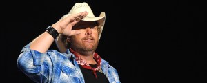 Country Star Delivers Powerful 9/11 Tribute With Toby Keith’s “Courtesy of the Red, White and Blue”