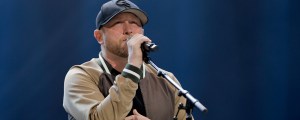 4 Memorable Country Songs That Understand Death and Grief Like Nothing Else