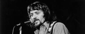 3 Country Music Songs of 1975 That Sound Even Better Today