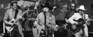 3 Country Songs by American Artists That Were Bigger Hits in Canada