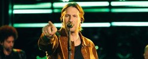 Russell Dickerson Brings a Helping of Country Music to the Macy’s Thanksgiving Day Parade
