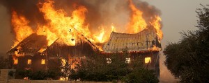 Country Singer Risks Everything in an Act of Heroism During Barn Fire