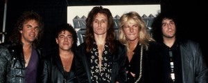 I Can’t Believe No One Remembers These 4 Popular Songs From 1990
