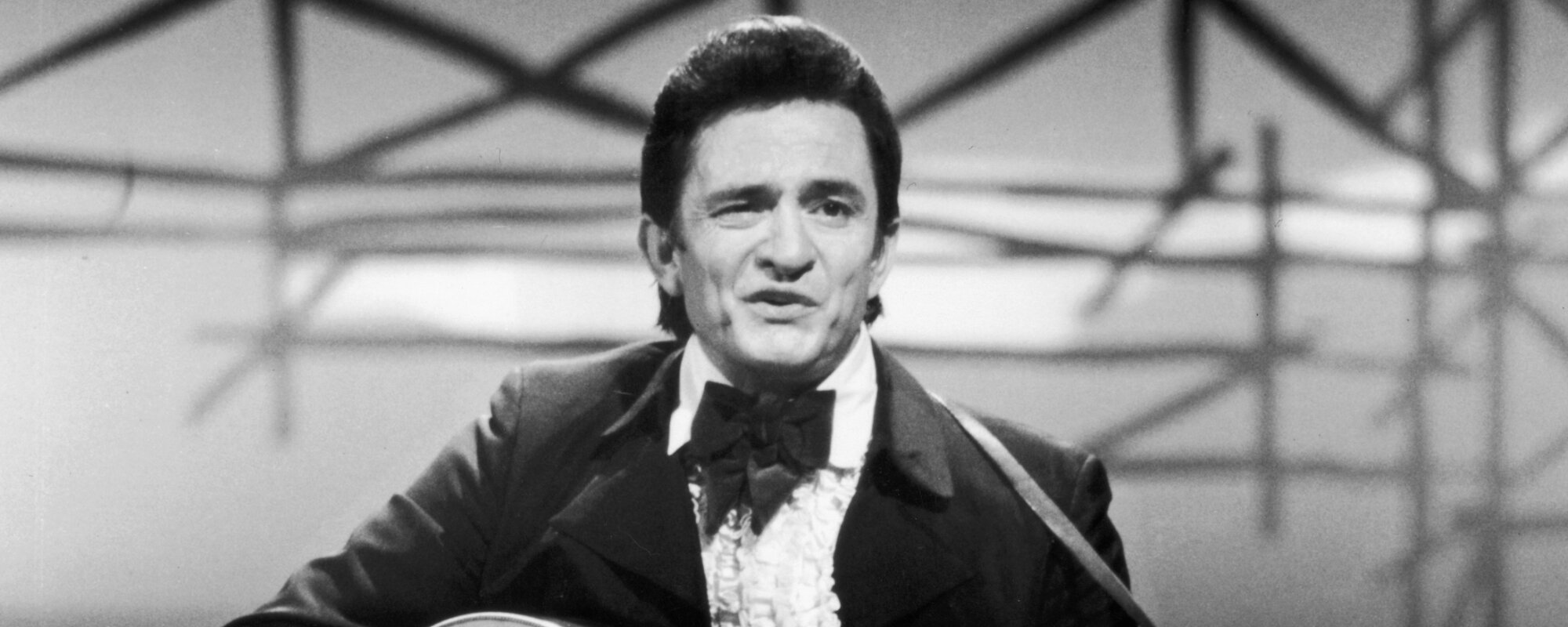 Born on This Day in 1932, the World-Renowned Country Icon Who Shifted ...