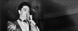 On the Charts 65 Years Ago, Elvis Presley Nabbed His 5th No. 1 of the Decade With a Song Based on an Italian Ballad