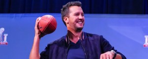 Son of Country Music Superstar Draws Interest as College Football Quarterback Prospect