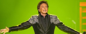 Barry Manilow Announces First New Studio Album in Nearly 15 Years