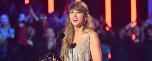 Taylor Swift’s Shout Out to Fiancé Travis Kelce at the iHeartRadio Music Awards Was Pure Couple Goals