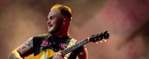 “See You August 7th”: Zach Bryan Invites Fan With Speech Impediment To Join Him Onstage in Utah