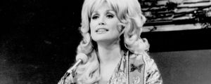 The 10 Most Chilling Opening Lines in Country Music From 1973
