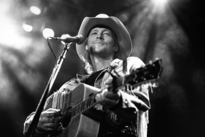 5 Nostalgic Country Songs You Didn’t Realize You Knew Until the Chorus Hit