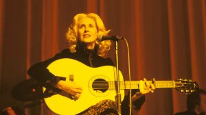 56 Years Ago Today, the “First Lady of Country Music” Released the Heartbreaking Second No. 1 Album of Her Career