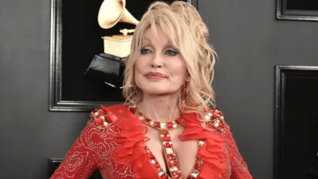 Dolly Parton Reveals Health Issues Behind Dollywood Absence: “My Nashville Doctor Kind of Clipped My Wings”