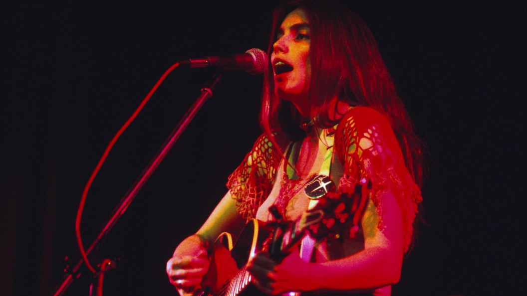 Emmylou Harris Remembers the Songwriter of One of Her Biggest Hits, Credits Him With Establishing Americana Emmylou Harris Remembers the Songwriter of One of Her Biggest Hits, Credits Him With Establishing Americana
