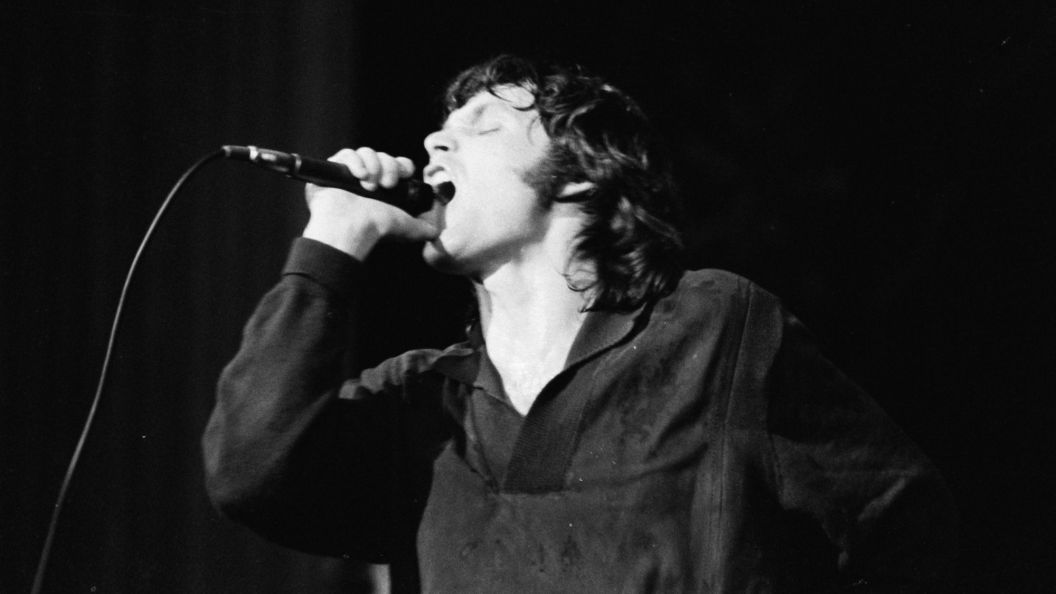 Remember When The Doors’ First Big Hit Came From Someone Other Than Jim Morrison in 1967? Remember When The Doors’ First Big Hit Came From Someone Other Than Jim Morrison in 1967?