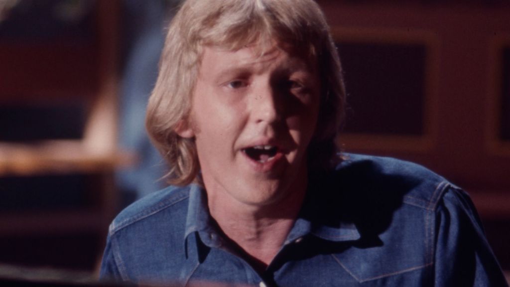 Remembering When Harry Nilsson Sabotaged His Career Momentum and Delivered a Classic at the Same Time in 1973