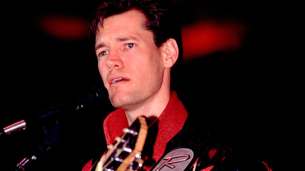 Remember When Randy Travis Made His Grand Ole Opry Debut in 1986?