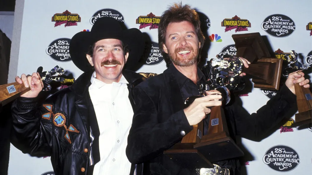 3 Country Groups From the 1990s Whose Songs Still Echo Through the Decades 3 Country Groups From the 1990s Whose Songs Still Echo Through the Decades