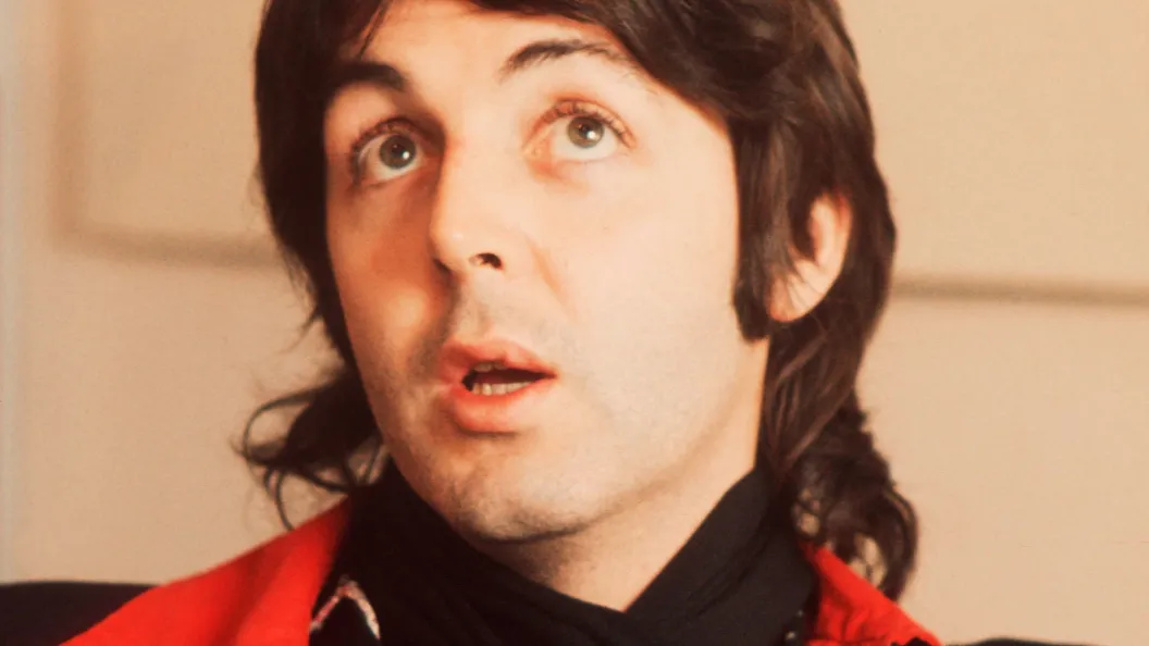 Remembering When Paul McCartney Bulked up Wings for a Hit Album in 1975 Remembering When Paul McCartney Bulked up Wings for a Hit Album in 1975
