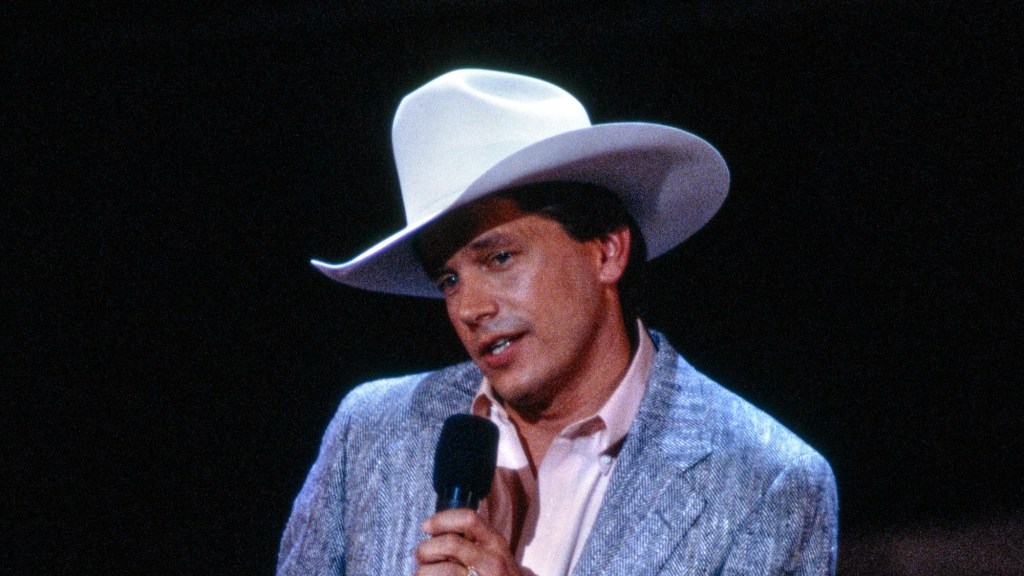 4 Songs That Set up the Neotraditional Country Boom of the 1990s