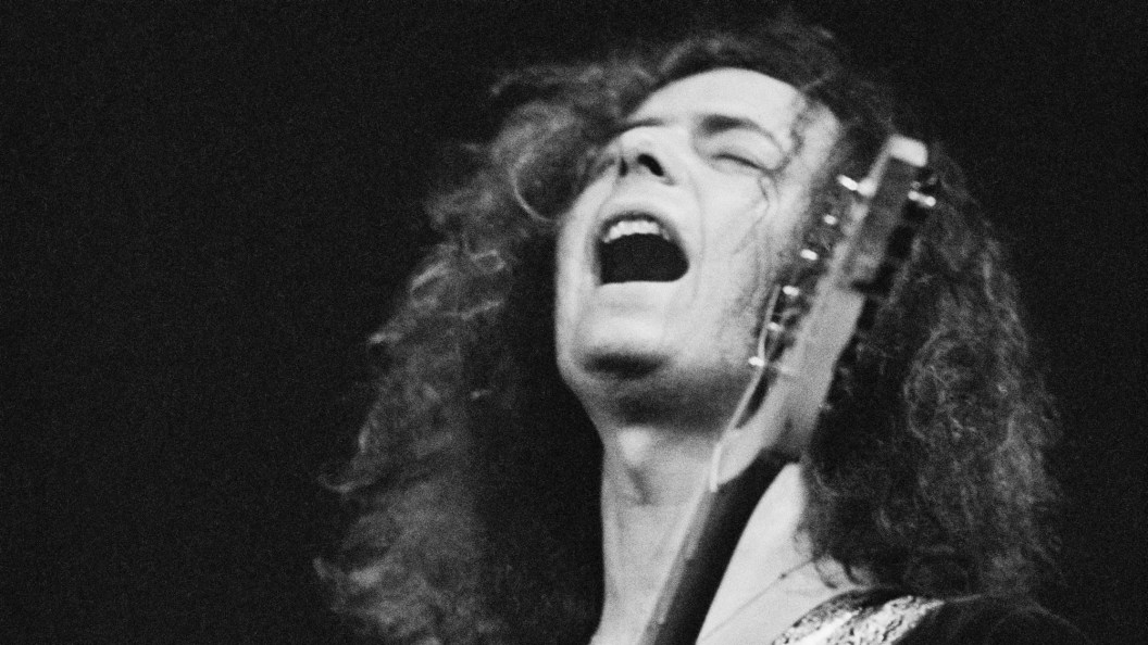 4 Classic Rock Albums to Buy Your Dad This Father’s Day 4 Classic Rock Albums to Buy Your Dad This Father’s Day