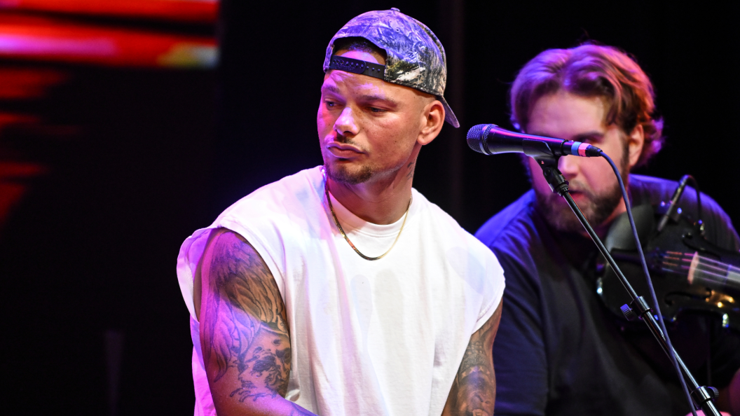 “I Just Want a Friend in the Industry”: Country Star Says He Feels “Alone in the Music World” “I Just Want a Friend in the Industry”: Country Star Says He Feels “Alone in the Music World”