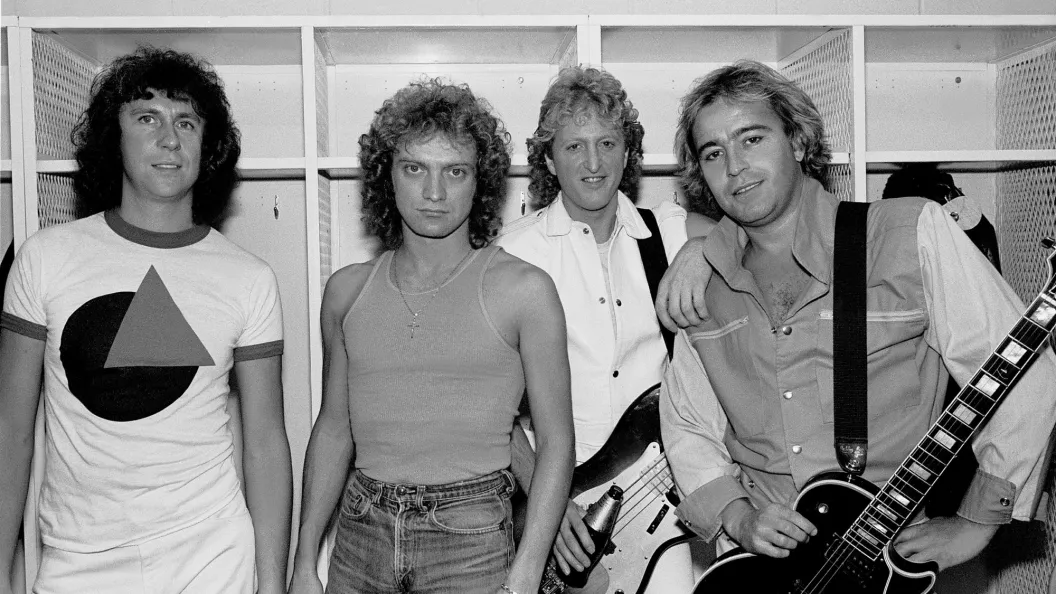 Remember When a Future Synth-Pop Star Played Keyboards on Foreigner’s Best Album in 1981? Remember When a Future Synth-Pop Star Played Keyboards on Foreigner’s Best Album in 1981?