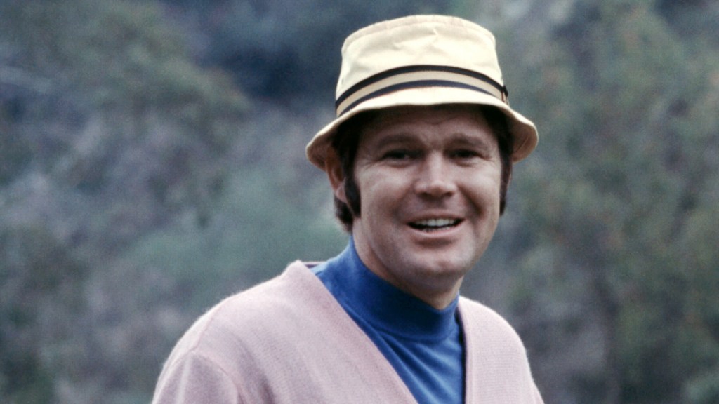 3 Country Songs From 1972 That Every Small-Town Kid Still Knows by Heart