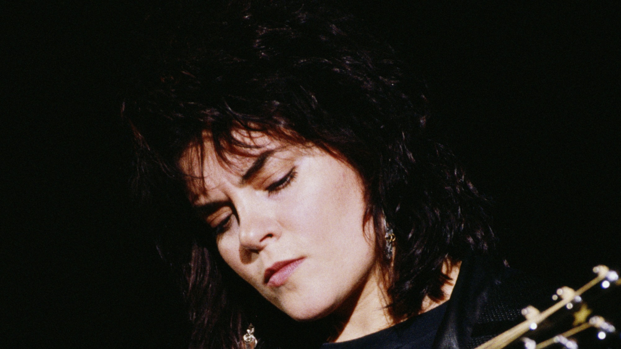 On This Day in 1989, Rosanne Cash Took a Beatles B-Side to the Top of the Country Charts