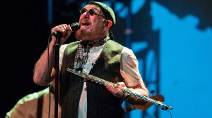 Jethro Tull Keyboardist Dee Palmer Dead at 88 as Ian Anderson Shares Tribute
