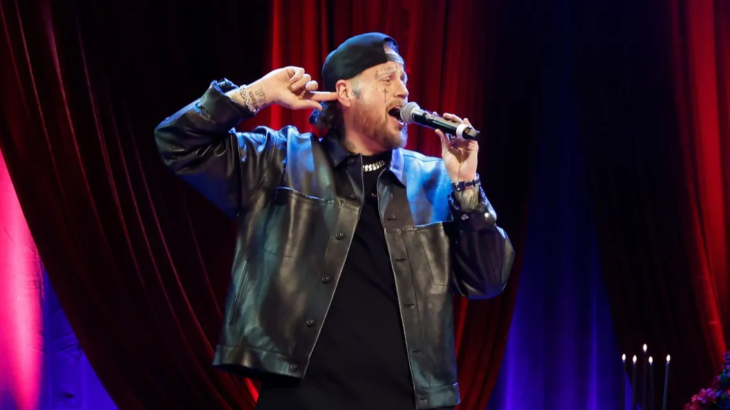 Jelly Roll Shares Touching Reunion With Formerly Incarcerated Teen: “Now Get Out of Here Before You Go to Jail” Jelly Roll Shares Touching Reunion With Formerly Incarcerated Teen: “Now Get Out of Here Before You Go to Jail”