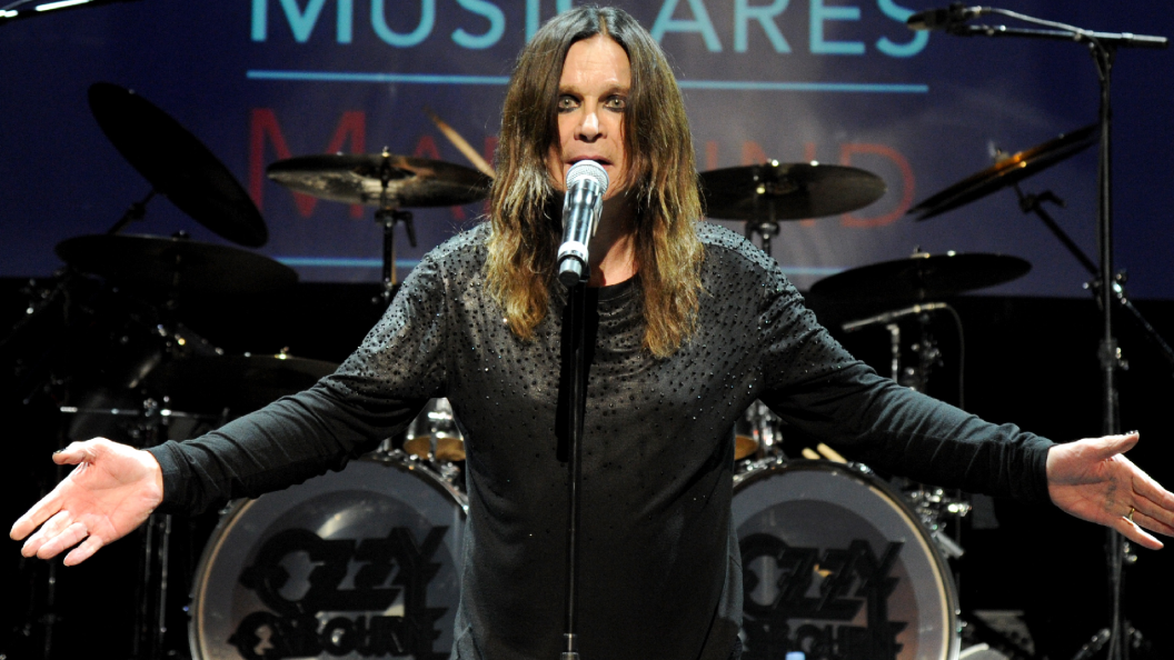 Massive Ozzy Osbourne Statue Revealed at France’s Hellfest: “Absolutely Stunning” Massive Ozzy Osbourne Statue Revealed at France’s Hellfest: “Absolutely Stunning”