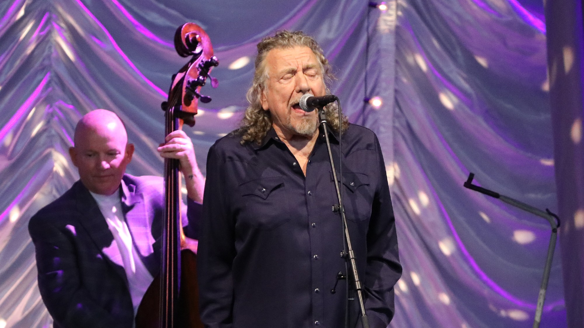 I Just Watched Robert Plant Deliver What Is Now My Absolute Favorite Rendition of Elvis Presley Ever - American Songwriter