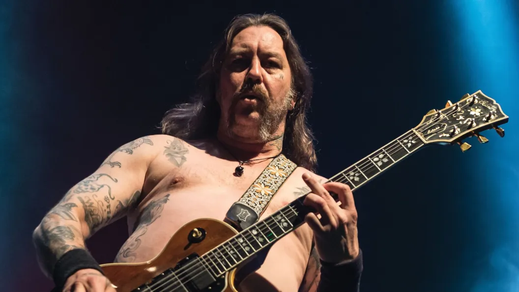 90s Rock Band Releasing First New Music in Eight Years With Brand-New Lineup 90s Rock Band Releasing First New Music in Eight Years With Brand-New Lineup