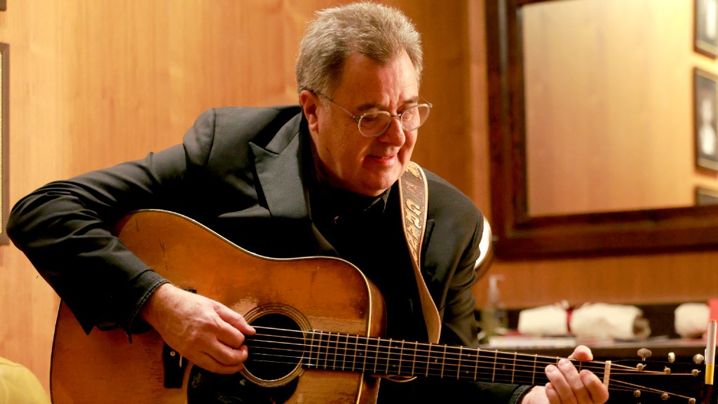 Why Vince Gill Refused To Sing His Own Songs During His First Shows With the Eagles