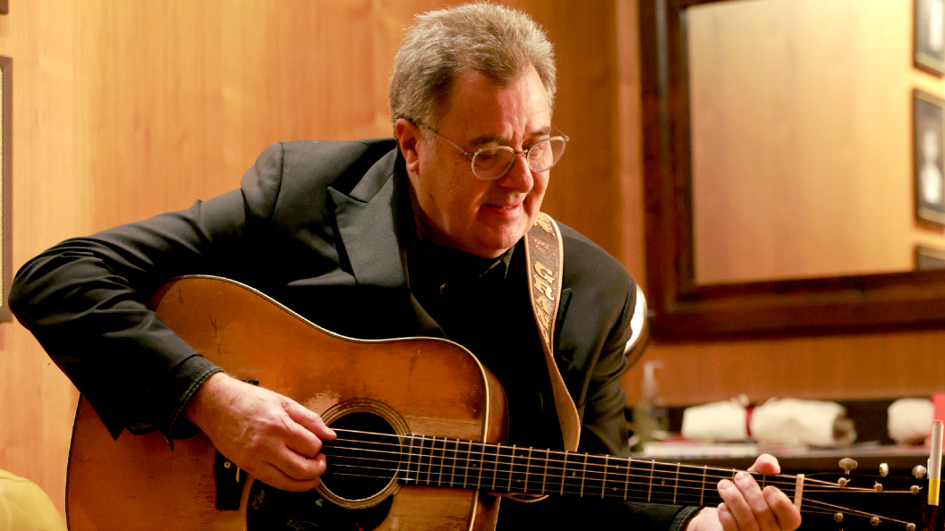 Why Vince Gill Refused To Sing His Own Songs During His First Shows With the Eagles Why Vince Gill Refused To Sing His Own Songs During His First Shows With the Eagles