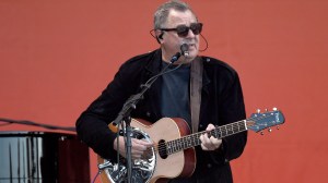 The Touching Tribute Hidden on Vince Gill’s Album Cover Starts With His 100-Year-Old Mother