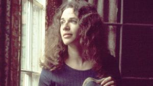 4 No. 1 Hits From 1971 That Are Still Just as Infectiously Catchy Today