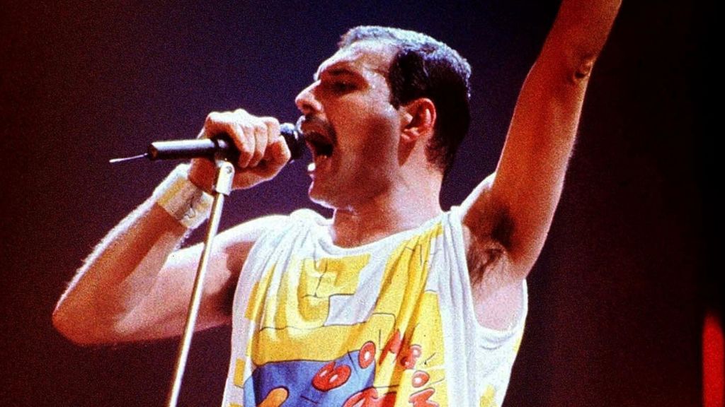 4 Rock Songs Where Everyone Knows the Chorus by Heart, but Hardly Anyone Can Remember the Verses