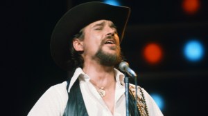 This 1973 Waylon Jennings Hit Was Later Recorded by Over a Dozen Artists