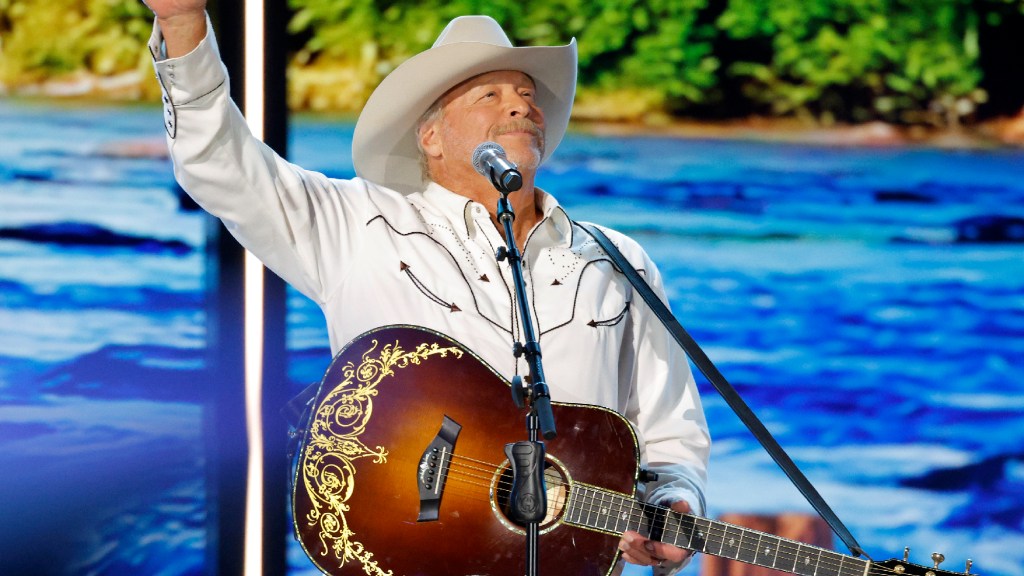 “I’ve Never Made It Through This Song Without Crying”: Alan Jackson’s Final Performance of His Early-2000s Classic Had Nashville in Tears