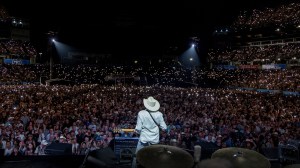 “A Serious Medical Emergency”: The Dramatic Rescue You Didn’t See During Alan Jackson’s Final Nashville Concert
