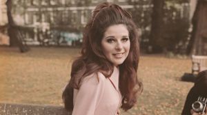Born 84 Years Ago Today in Mississippi, the Trailblazing Country Star Who First Wrote and Recorded This Reba McEntire Classic